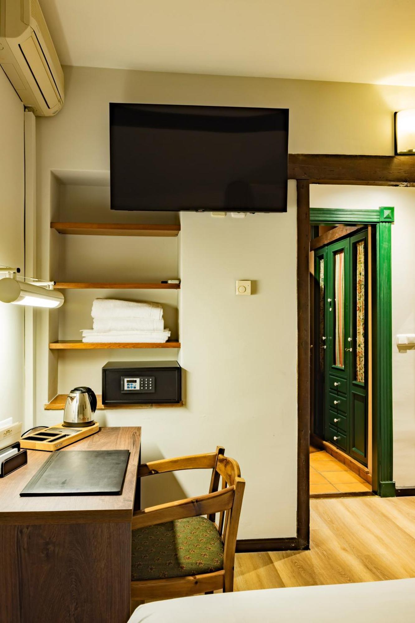Hotel Cortijo Landete (Adults Only) Armilla Exterior photo